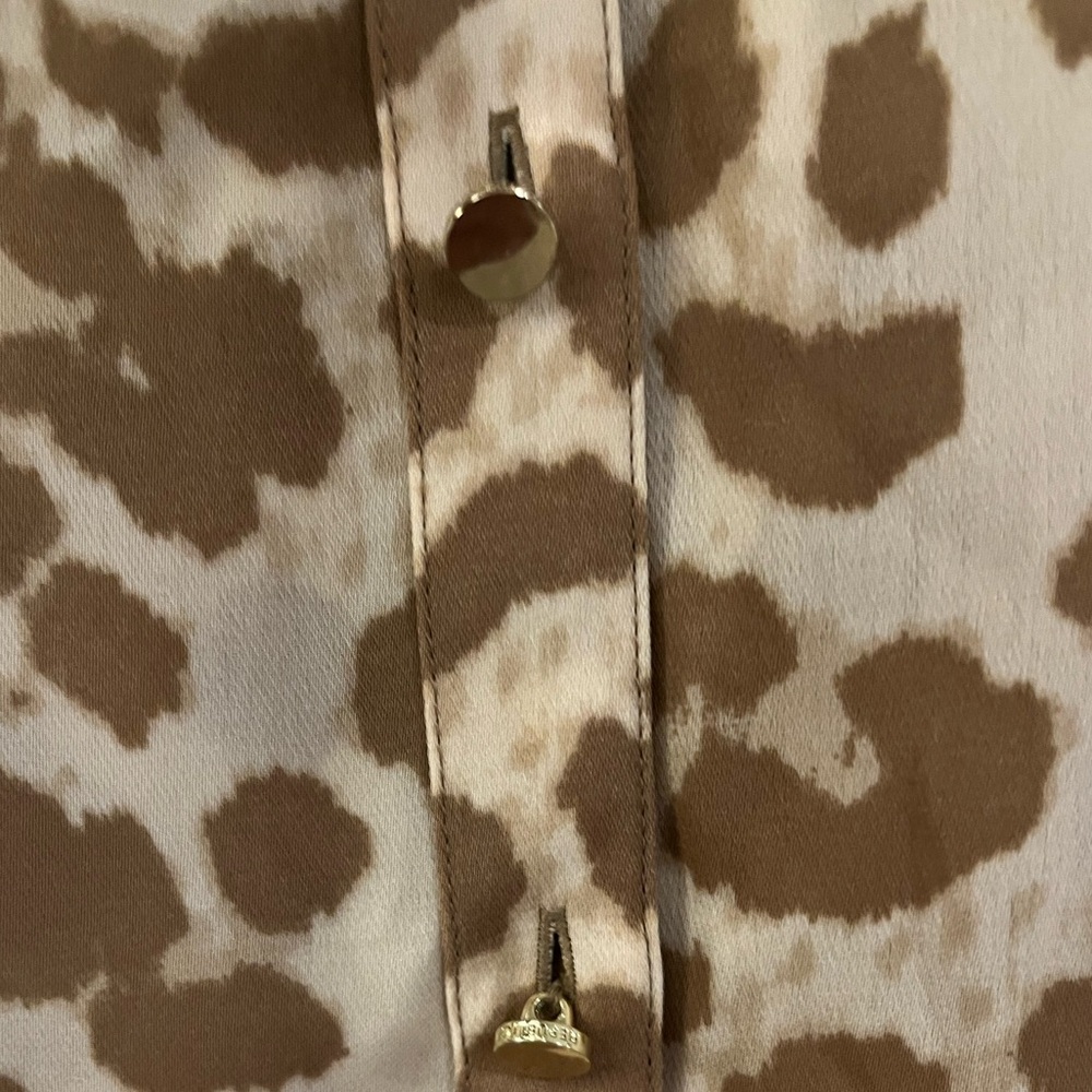 Banana Republic Beige Animal Print Button Down Blouse - Picture 3 of 7